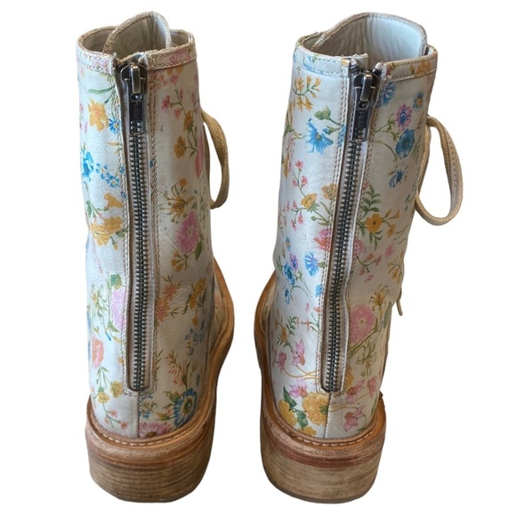 Like New Free People Santa Fe Bootie Ivory Floral Combat Size 40 EU / US 9.5-10 - Picture 11 of 11
